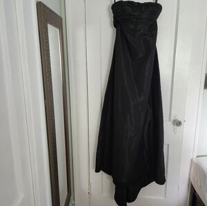 Bill Levkoff Private Collection Black Satin Strapless Evening Gown Size 8